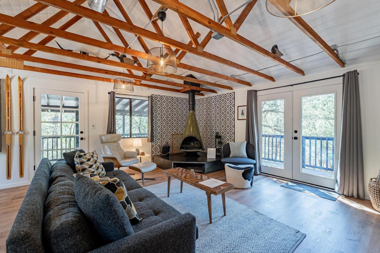 Вілла The Pine House - Cozy Mid-Century Modern, Pet-Friendly Екстер'єр фото