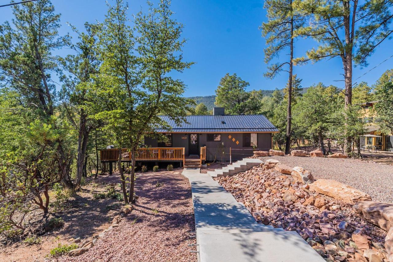 Вілла The Pine House - Cozy Mid-Century Modern, Pet-Friendly Екстер'єр фото