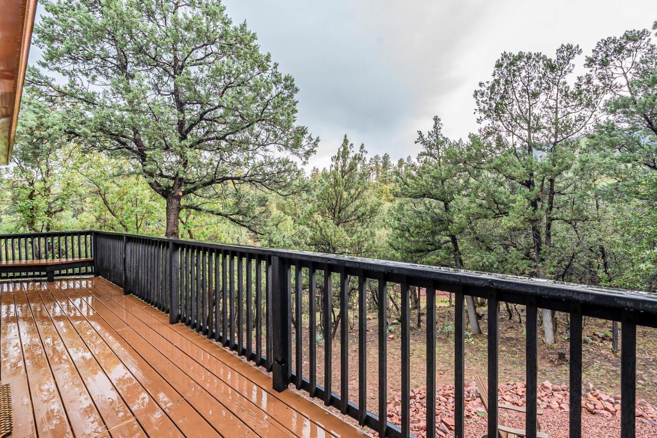 Вілла The Pine House - Cozy Mid-Century Modern, Pet-Friendly Екстер'єр фото