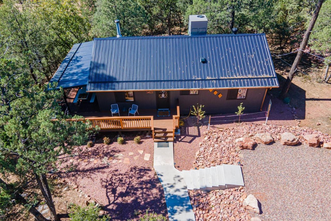Вілла The Pine House - Cozy Mid-Century Modern, Pet-Friendly Екстер'єр фото